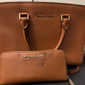 Michael Kors brown medium handbag